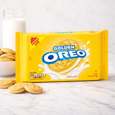Nabisco Oreo Golden Sandwich Cookies Family Size - 18.12oz