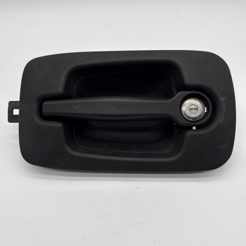 2005 International 8600 Left Door Handle OEM Truck Exterior – No Key
