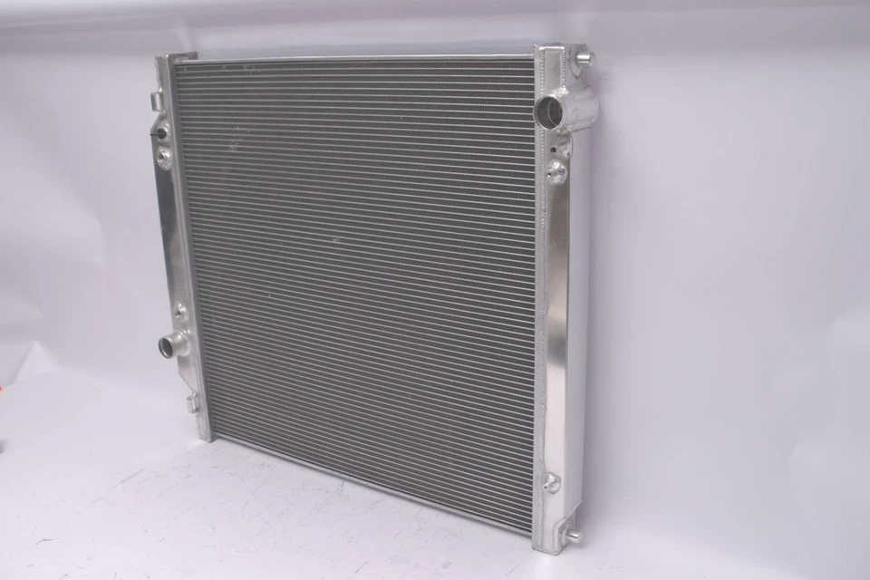 Aluminum Radiator For 2005-2007 2006 Ford F-250 F-350 Super Duty 5.4L 6.8L (AT） Foto 4 de 4