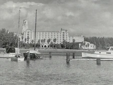 Vinoy Hotel St. Petersburg Florida Sailboats Tampa Bay c1920 Repro. Postcard