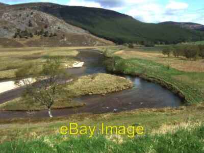 Foto 6x4 Biegung des Flusses Dee Auchendryne westlich von Braemar. c2008