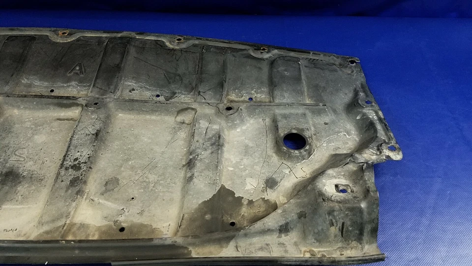 INFINITI EX35 EX37 G35 G37 QX50 Q60 TRACCIÓN TRASERA BAJO CUBIERTA DEL MOTOR PROTECTOR CONTRA SALPICADURAS # 70323 Foto 3 de 4