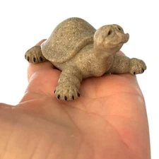 Vintage Quarry Critters "Tracy" Mini Turtle Figurine Second Nature Design 2000