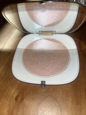 Marc Jacobs O!Mega Glaze All-over Foil Luminizer Light Pink ?