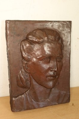 Vintage Bronze Stil Flachrelief Skulptur Portrait Frauenkopf Büste Holz/Ton?