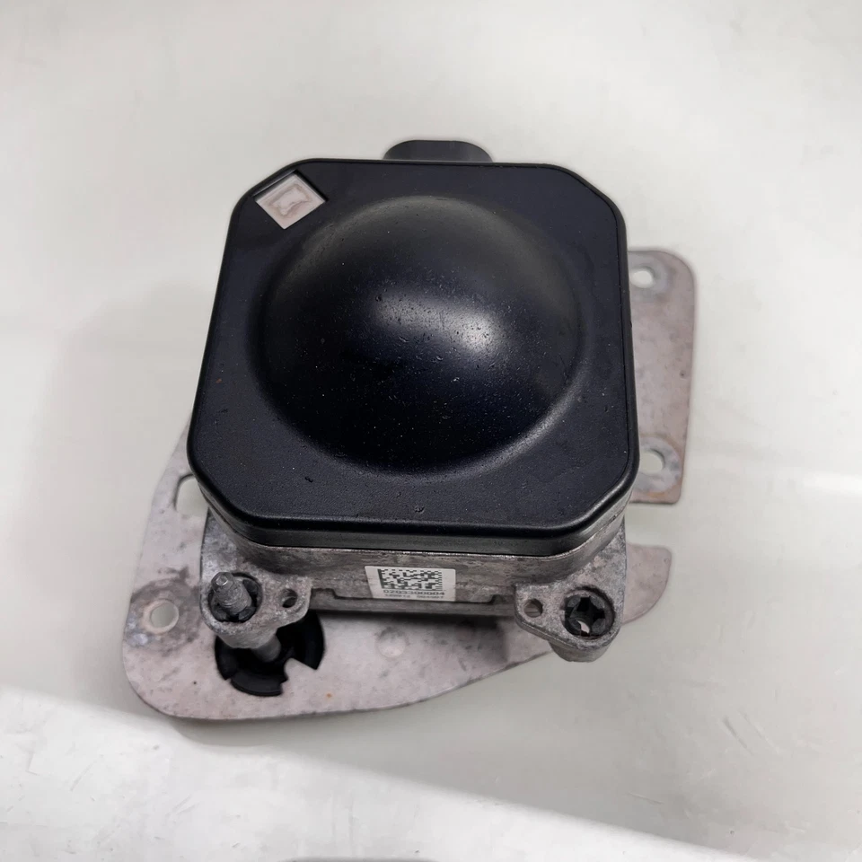AUDI A8L A8 2011-2014 SENSOR RADAR DISTANCIA CRUCERO ADAPTATIVO IZQUIERDO 4H0907541B OEM Foto 2 de 4