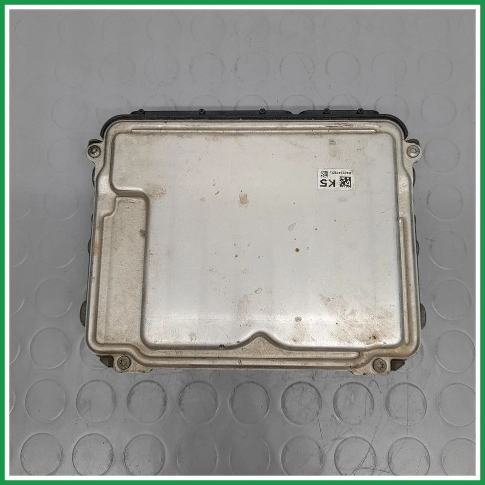 Centralina Iniezione Bosch 0281031803 Toyota Yaris IV 896610DK50 2014 2017 - Immagine 3 di 4