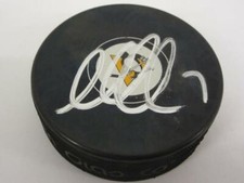Matt Cullen Pittsburgh Penguins signed autographed hockey puck