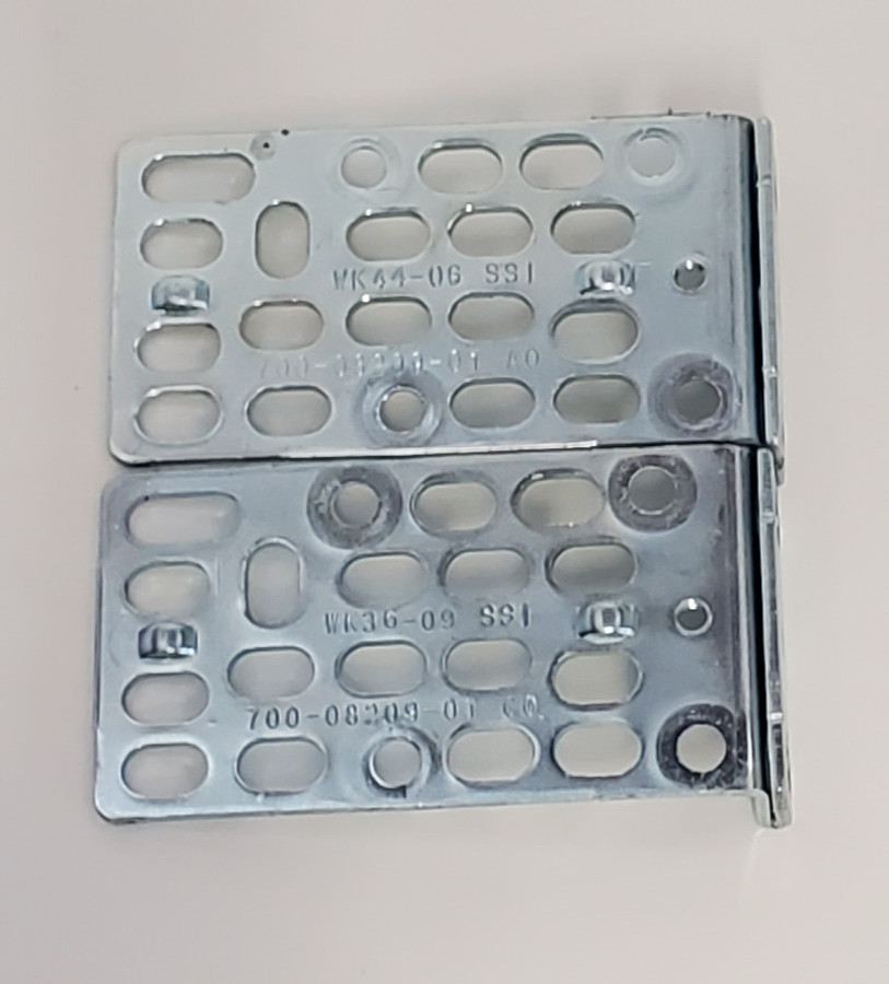 Cisco 700-08209-01 Rack Mount Bracket ears w/ Screws 3550 C3750 C3560 1 LOT Pair