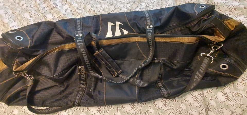 Bolsa de equipo Warrior LACROSSE 34” bolsa de lona grande 40" x 10" x 12" Foto 2 de 4