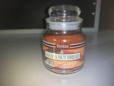 Yankee Candle Banana Nut bread Scented 3.7 oz  Jar Candle Housewarmer Black Band