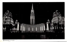 Portals Of The Pacific Elephant Towers California World's Fair 1939 Postcard