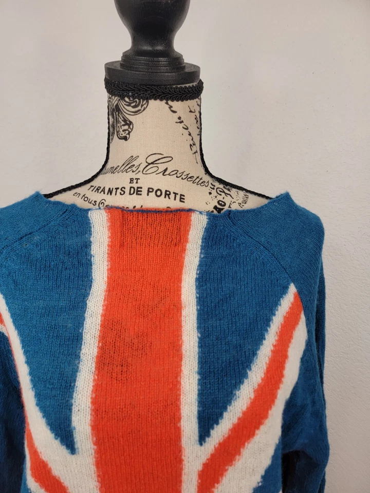 Top Wildfox Couture Etiqueta Dorada XS Save Queen Penny Lane Bandera de Inglaterra Británica Foto 3 de 4