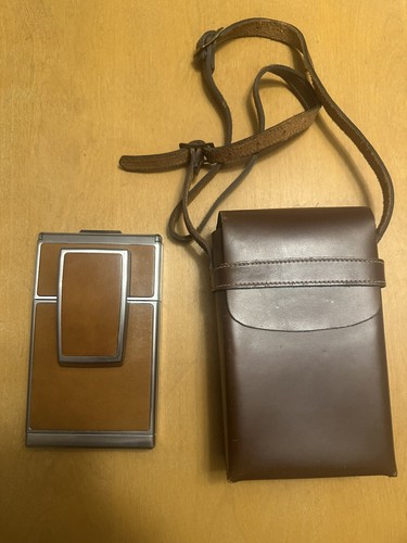 Polaroid SX-70 Land Camera - ungetestet, for parts or repair - Broken Mirror