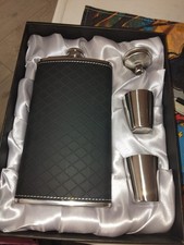 Lovely Brand New Hipflask Gift Set In Box Ideal Gift