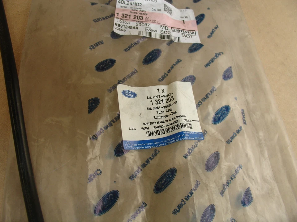 1321203 Fuel Vapour Tube for Ford Focus Mk2 2004–2007 & 2003–2006 Ford C-Max - Image 2 of 2