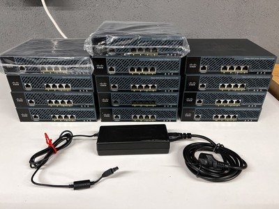 13x Cisco 2500 Series Wireless Controller Model 2504