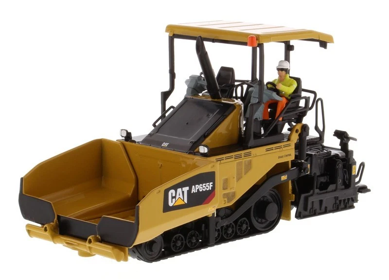 Die Cast Masters CAT CATERPILLAR AP655F Asphalt Paver 1/50 85590-MH - Image 3 of 3