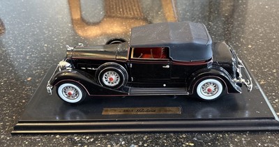 Anson 1934 PackardClassic Die Cast Model Car Black Red Trim 1:27 Scale PREOWNED