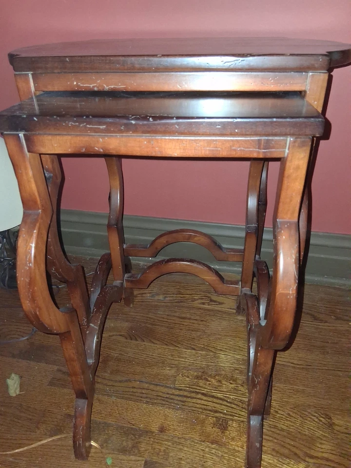 Conjunto de mesas de aninhamento Baker Milling Road mesa 2 - Imagem 2 de 4