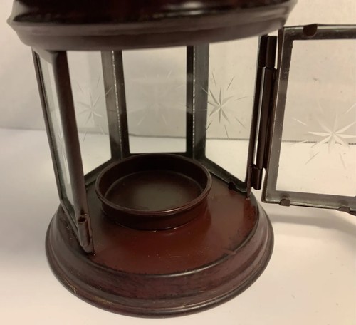 Metal Tea candle lantern . - Picture 3 of 8