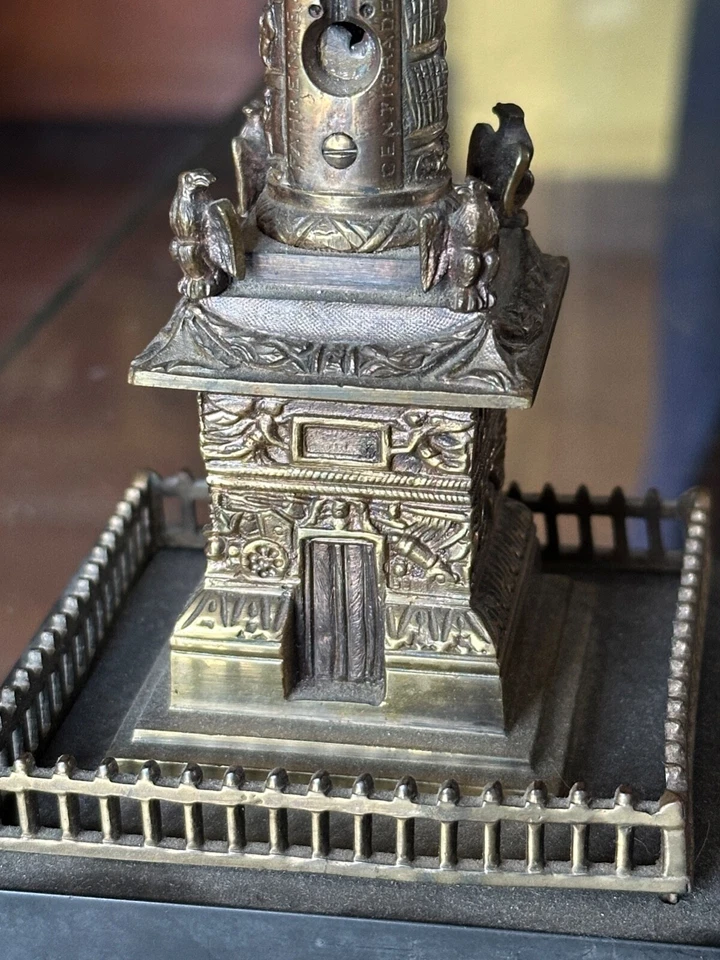 Escultura de bronce figurativa de Napoleón Grand Tour de colección, Colonne Vendome Foto 3 de 4