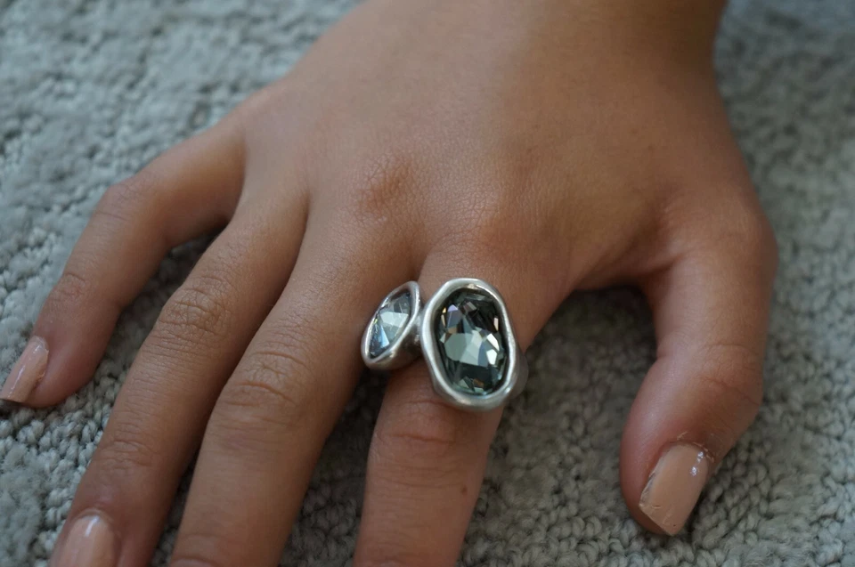 NUEVO UNO de 50 Elementos Azules Cristal SÍ SÍ Anillo Plata 6 7.5 9.5 S M L XXL Foto 3 de 4