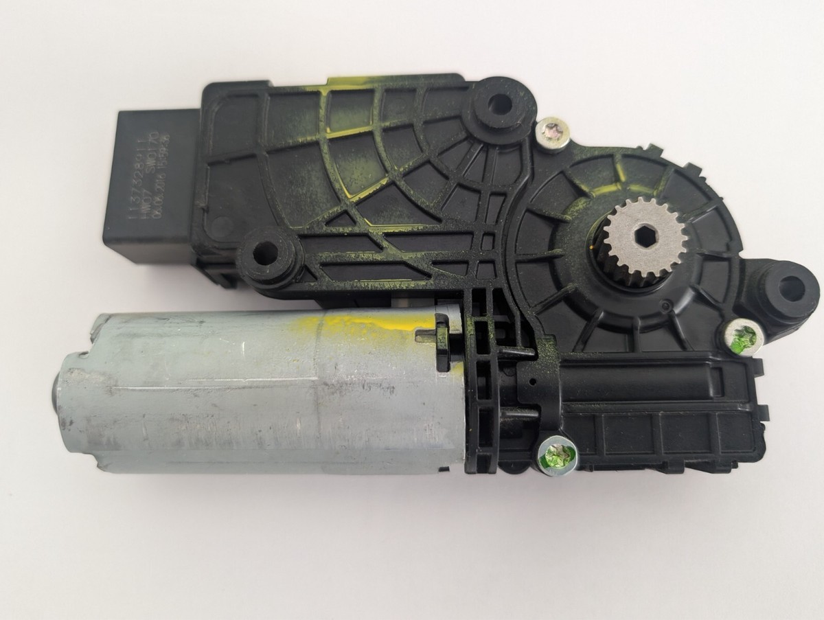 Volkswagen Golf or Golf R Sunroof Motor OEM 5GD959591A Fits 2015