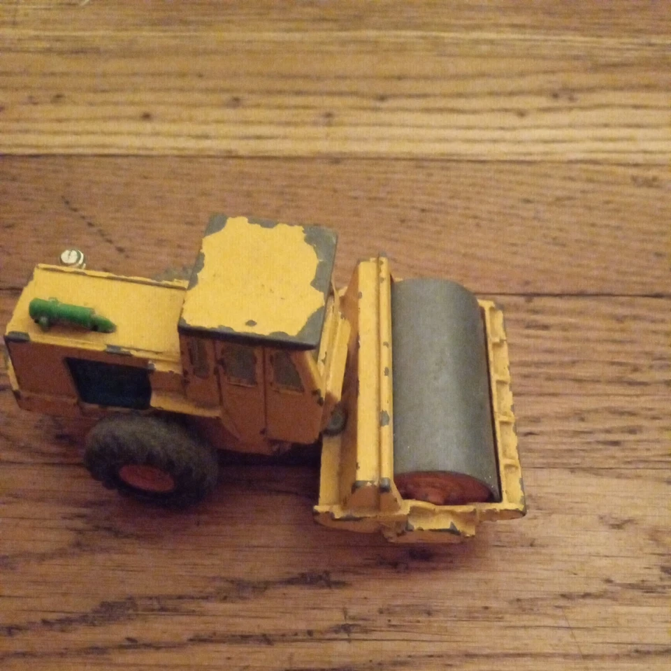 Vintage Corgi Toys  Rascal Road Roller  Yellow - Image 2 of 4