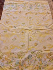 Vtg Animal Party Style Bears Bunnies+++ Receiving Blanket 36"x25" *3FB