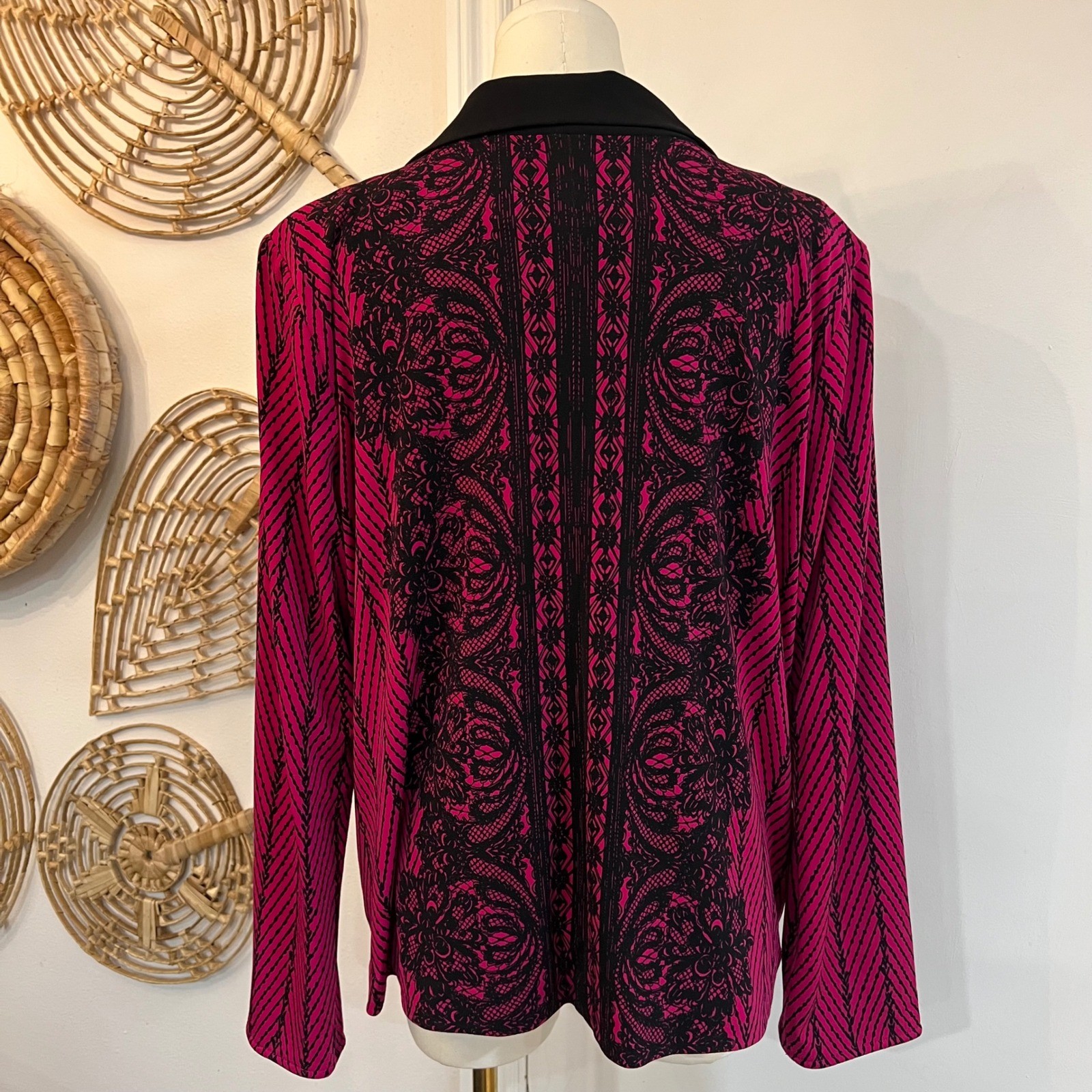 Vintage Bob Mackie Wearable Art Jacket Pink Black… - image 6