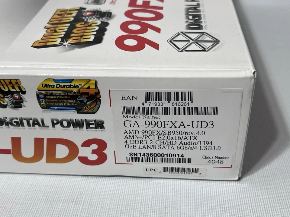 Gigabyte GA-990FXA-UD3 AM3+ Socket DDR3 Motherboard FX Series - Image 2 of 4