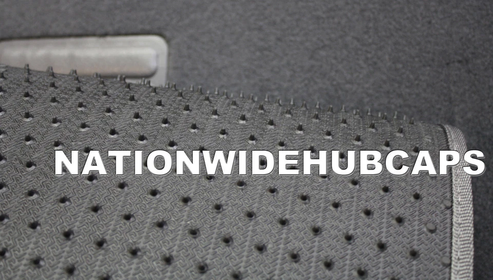 Juego de 4 alfombrillas delanteras y traseras VW GRIS OSCURO forro coche SUV Foto 3 de 4