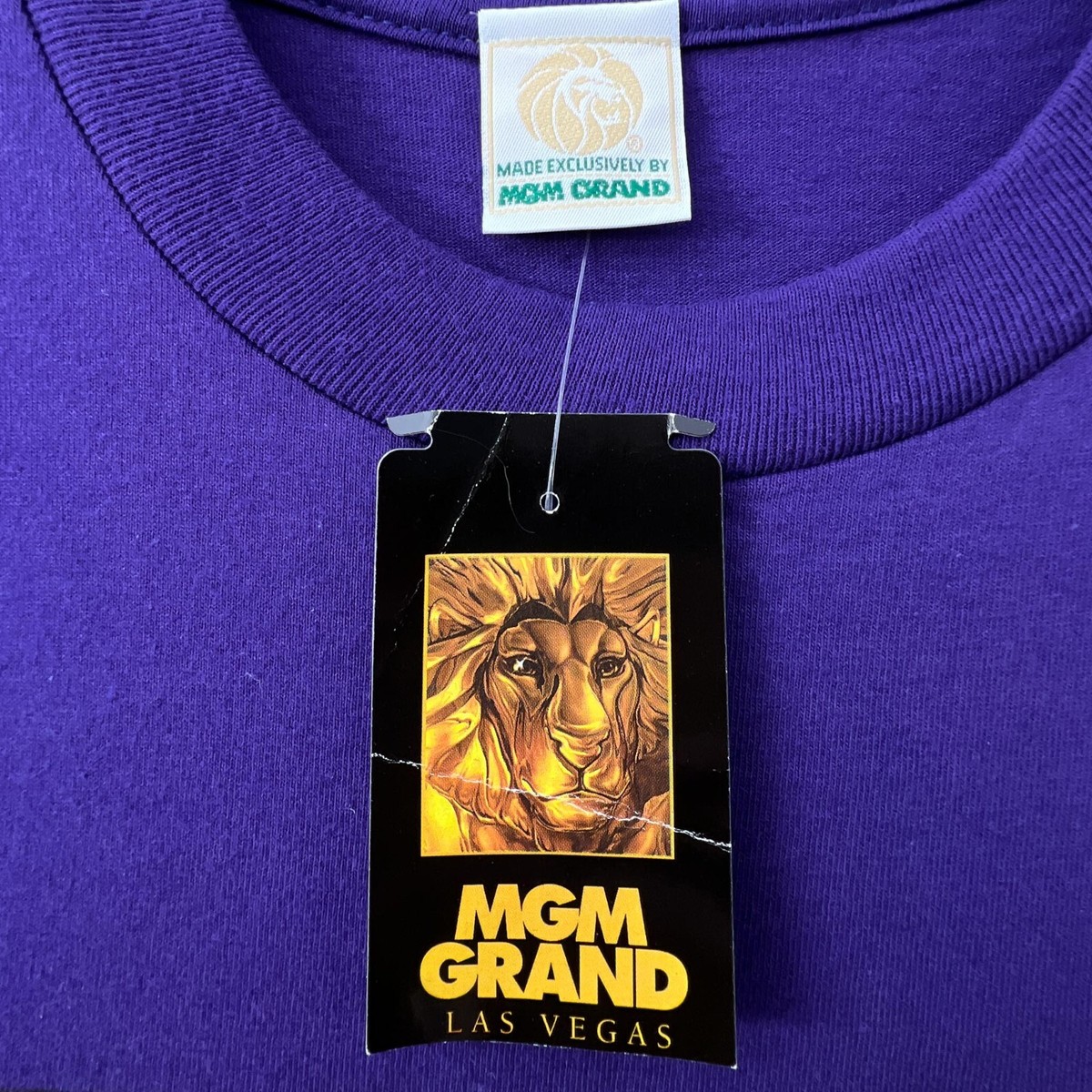 Vintage 90s MGM Grand T Shirt Mens XL Purple Las Vegas Lion