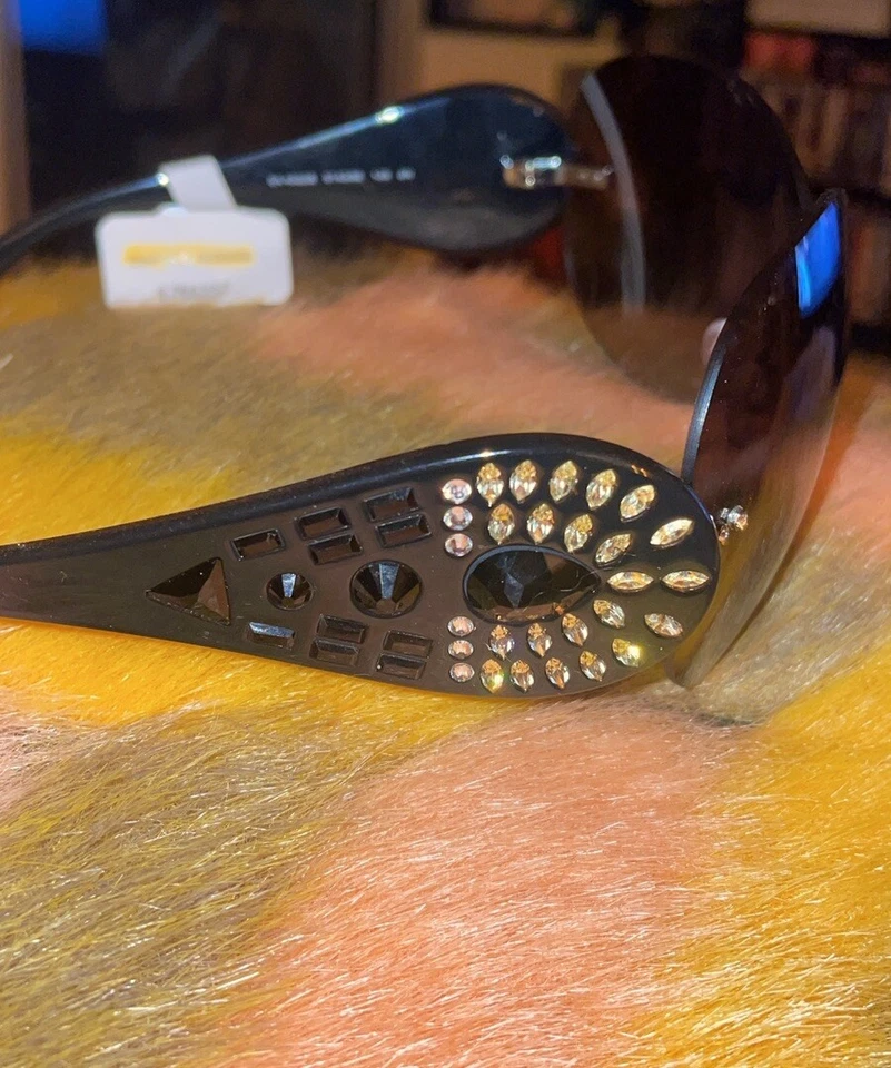 Gafas de sol Emporio Armani para mujer Foto 3 de 4