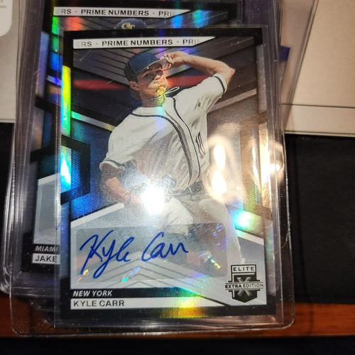 2023 PANINI EEE BLK/SILVER FOIL RC AUTO #72 KYLE CARR 196/200- NY YANKEES