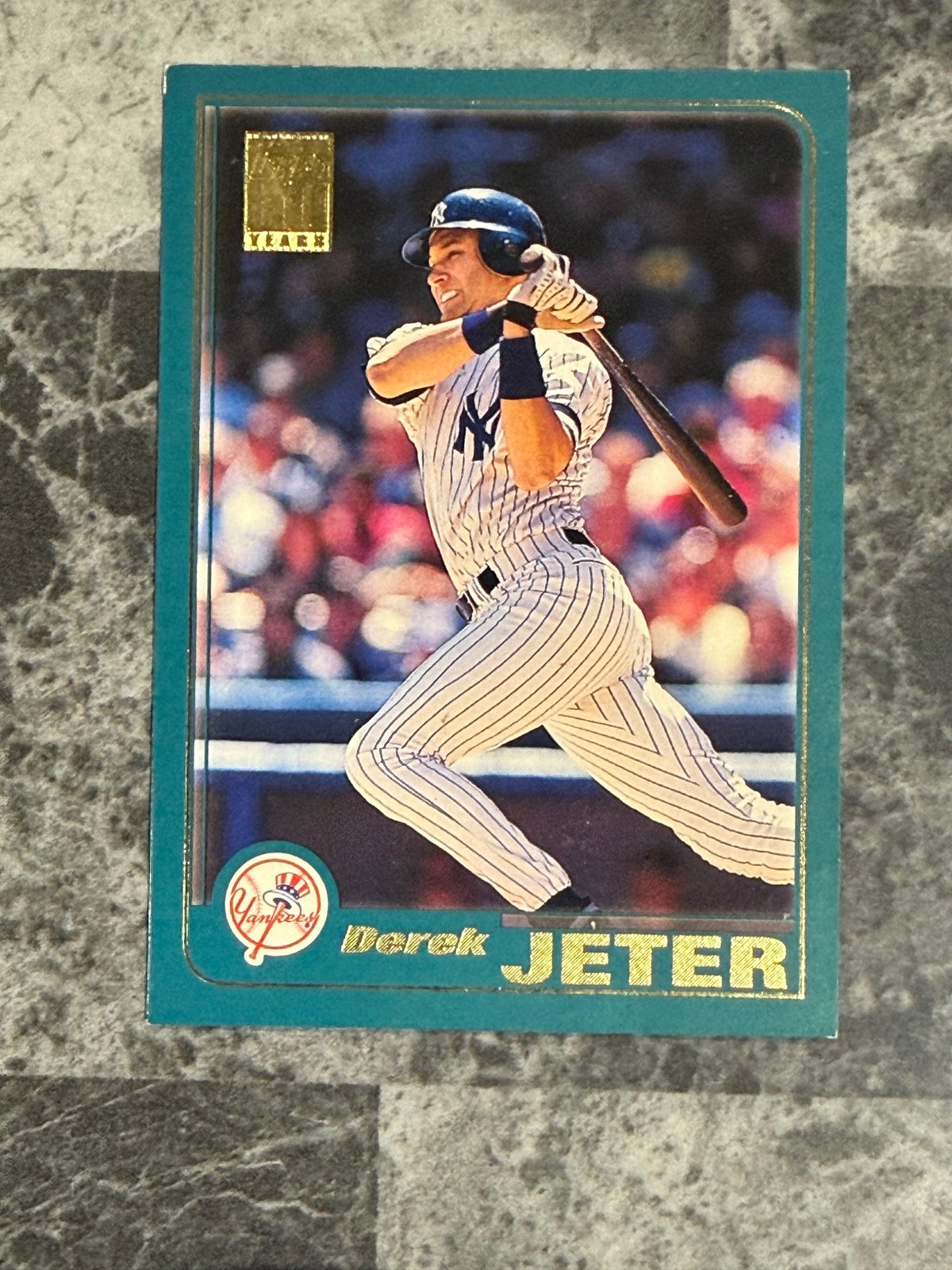 2001 Topps #100 Derek Jeter Home Team Advantage