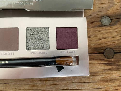 NIB LORAC Unzipped Elegance Eyeshadow Palette Beauty Makeup Brush 5 Shadows - Picture 4 of 8