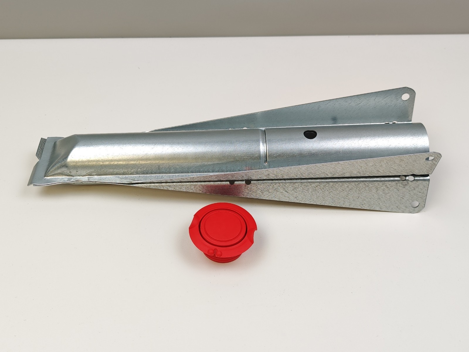 Brabantia - Metal Ground Spike - with Handy Closure Cap - Corrosion Resistant