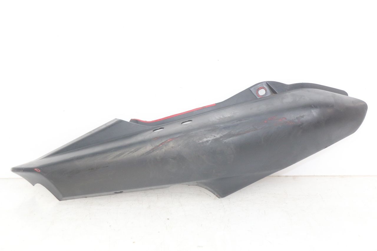 RIGHT REAR SIDE PANEL - YAMAHA FZS FAZER 600 (1998 - 2001)