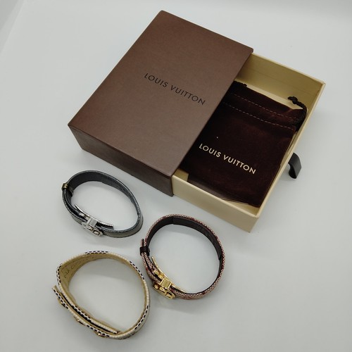 Juego de 3 brazaletes Louis Vuitton blanco Damier azul 1564763 - Imagen 9 de 11