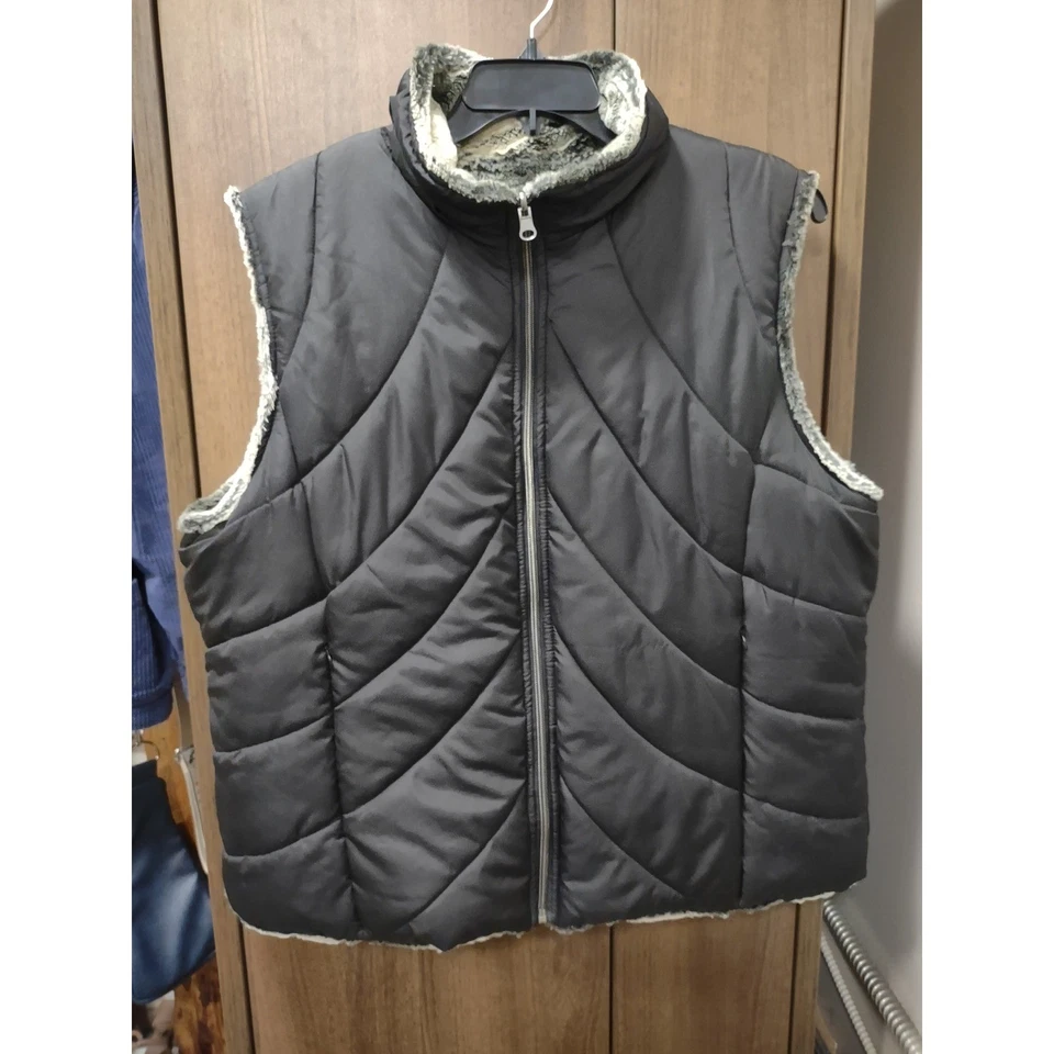 KC Collections Reversible Vest Faux Fur Puffer Sleeveless Vest Jacket 2X Womens - Image 2 of 4