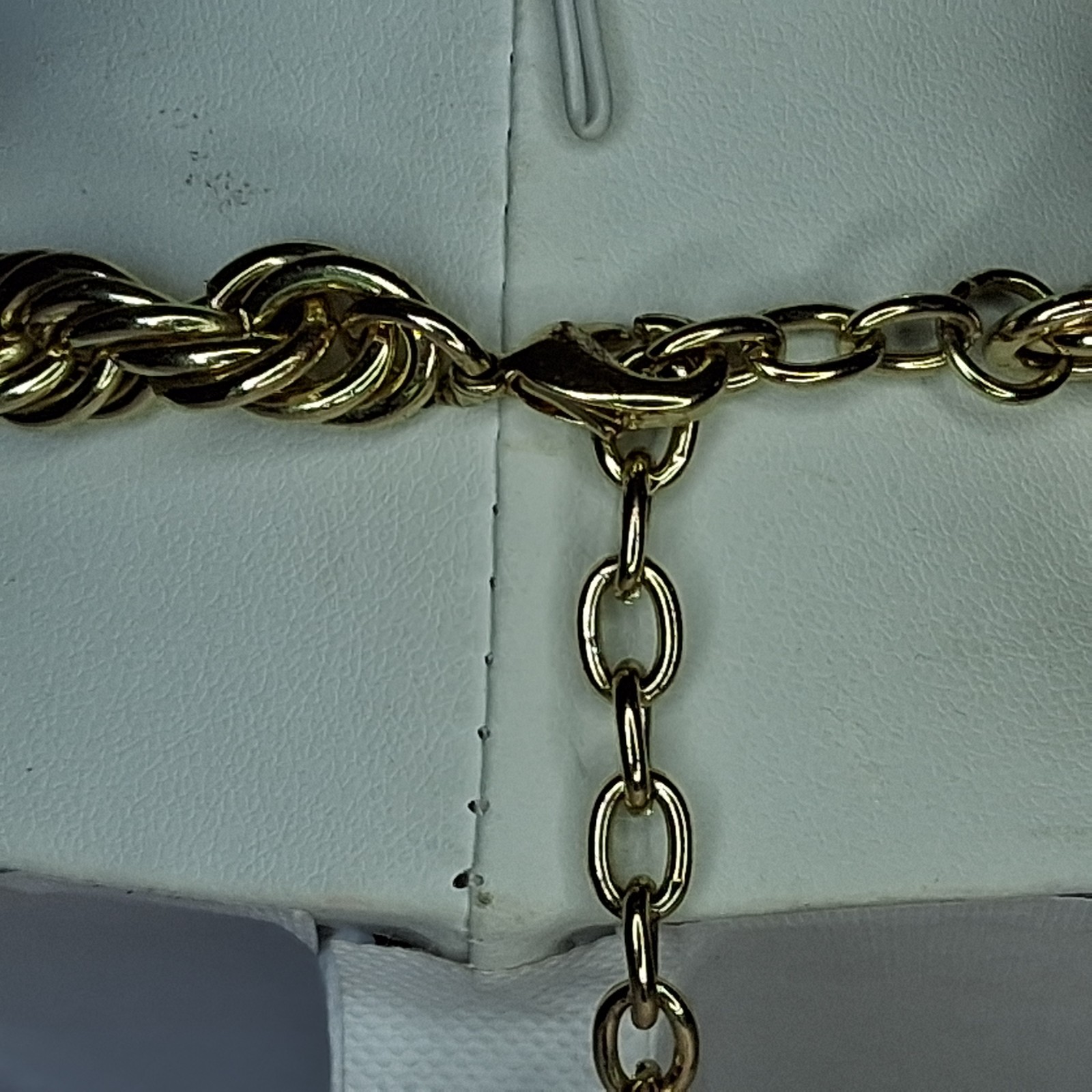 Sugarfix Multi-Ring Link Twisted Chain Choker Gol… - image 4