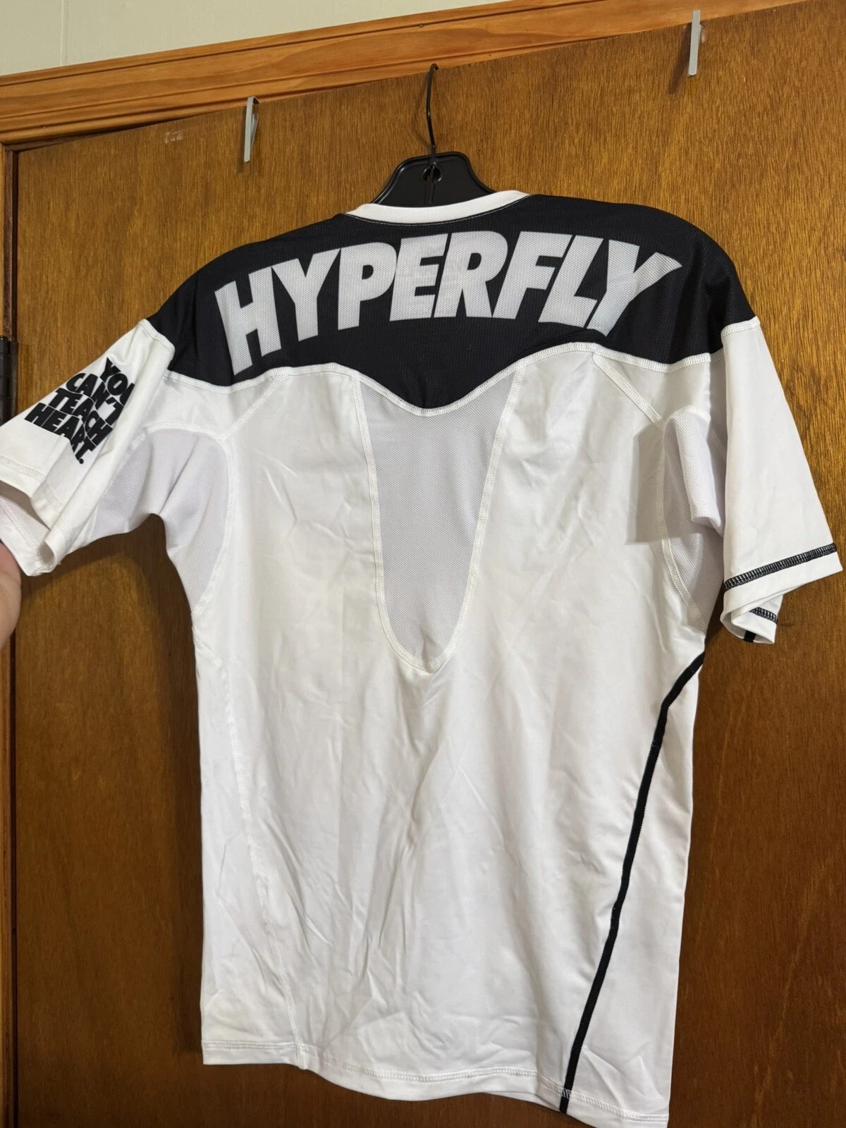 Hyperfly Supreme II Manches Courtes Classé Rash Guard Neuf Taille Medium M