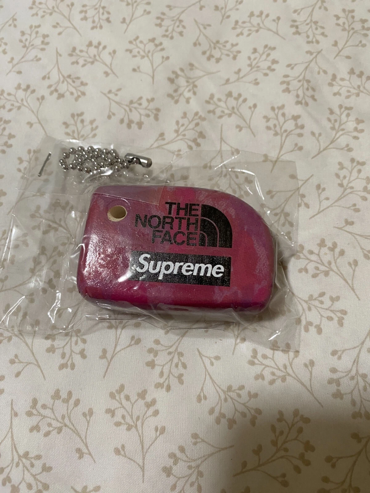 Porte clés flottant Supreme The North Face multicolore SS20