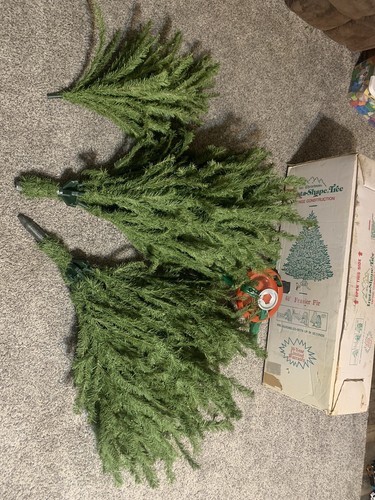 VTG 70s 80s Mr. Christmas Insta-shape Tree Hinge 6 .5 Ft w/ Original Box Great! - Picture 4 of 8