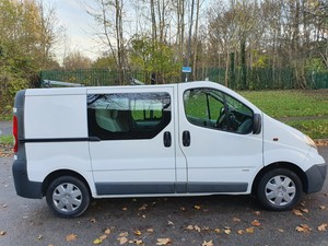 vauxhall vivaro 6 seater