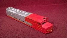 HO LIMA #106 FP45 DIESEL LOCOMOTIVE SHELL - SANTA FE WARBONNET