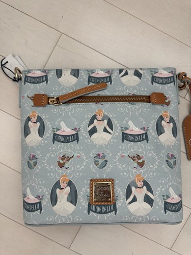 Disney Dooney & Bourke Cinderella 75th Anniversary Crossbody Bag Exact New - Bild 2 von 5