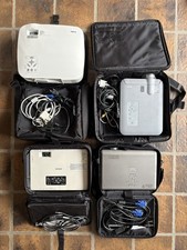 4x Beamer Projektor Konvolut Epson NEC Toshiba VGA Computer + Zubehör